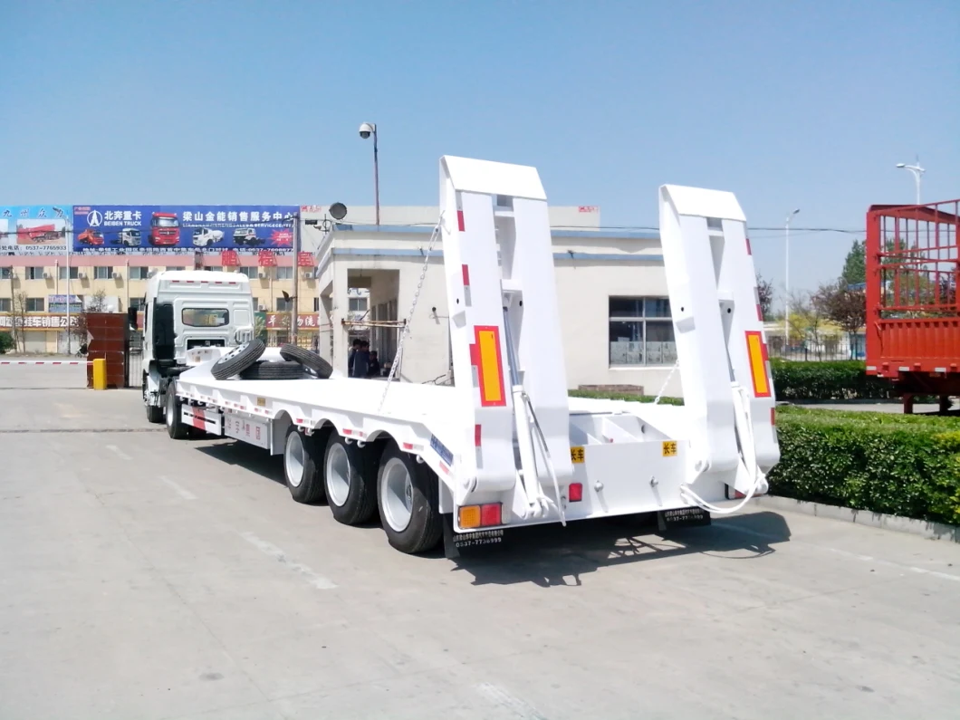 4 Axle Heavy Duty 100t Low Bed Semi Trailer Special Vehicle for Sino Truk Truck Head